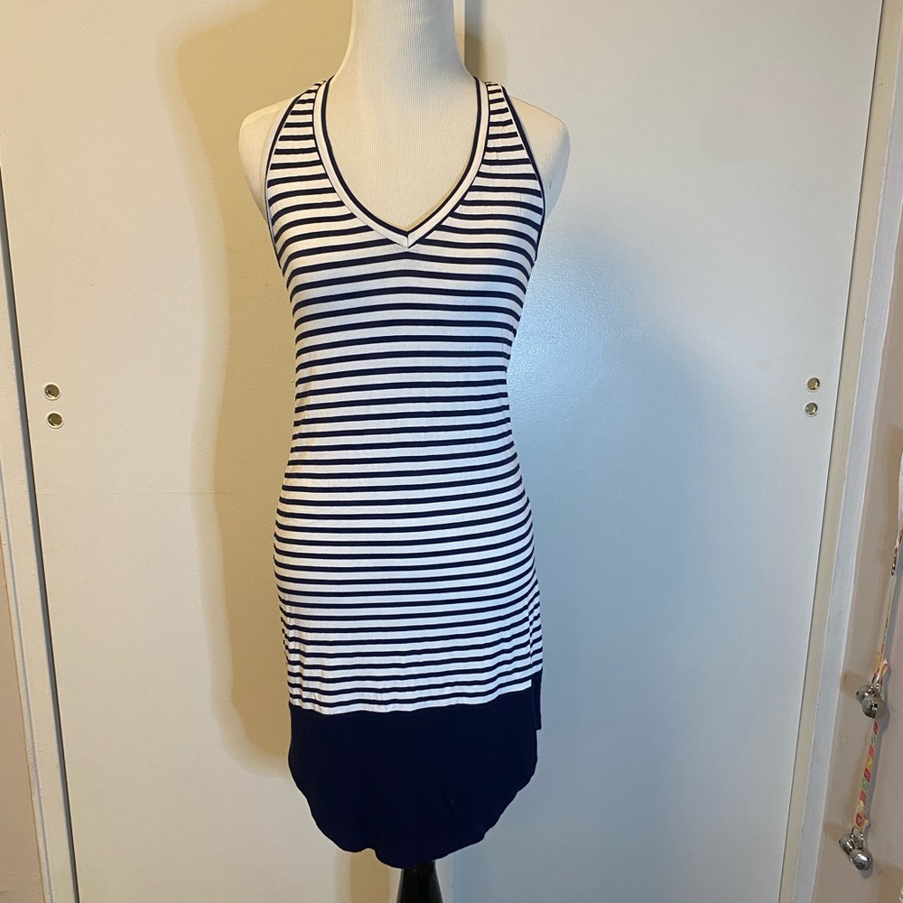 Feel The Piece by Terre Jacobs // Navy & white knee length dress